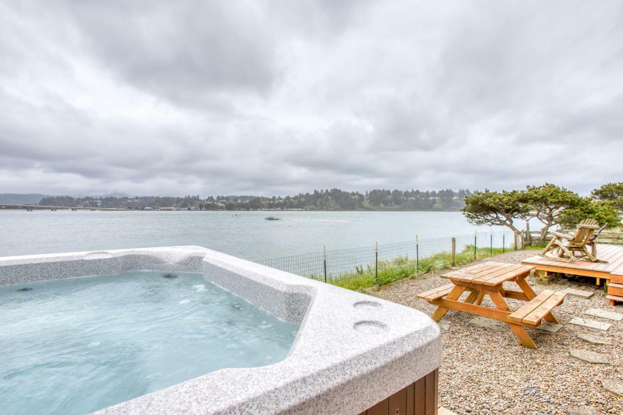 Villa Harbor House Waldport Esterno foto